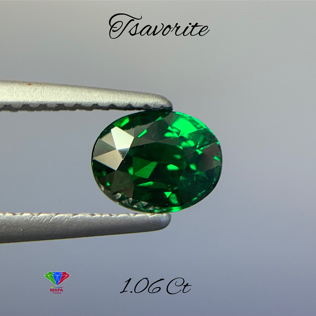 Natural Green Tsavorite Garnet TS020